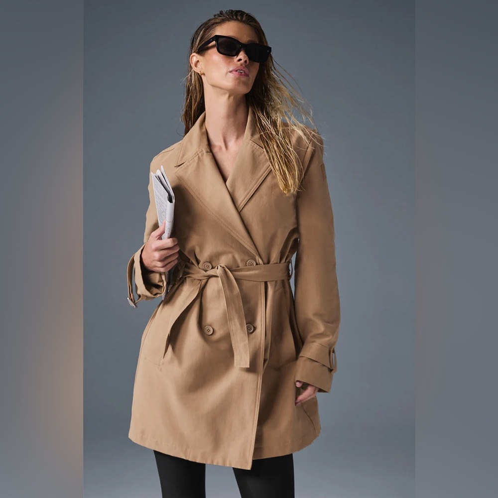 Alo Yoga Prime Trench Toasted Almond M